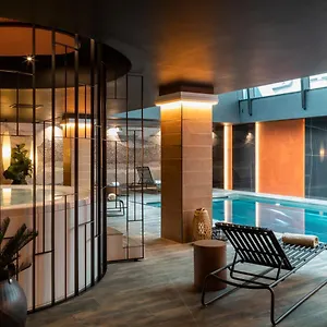 4* Hotel & Oceania Le Conti